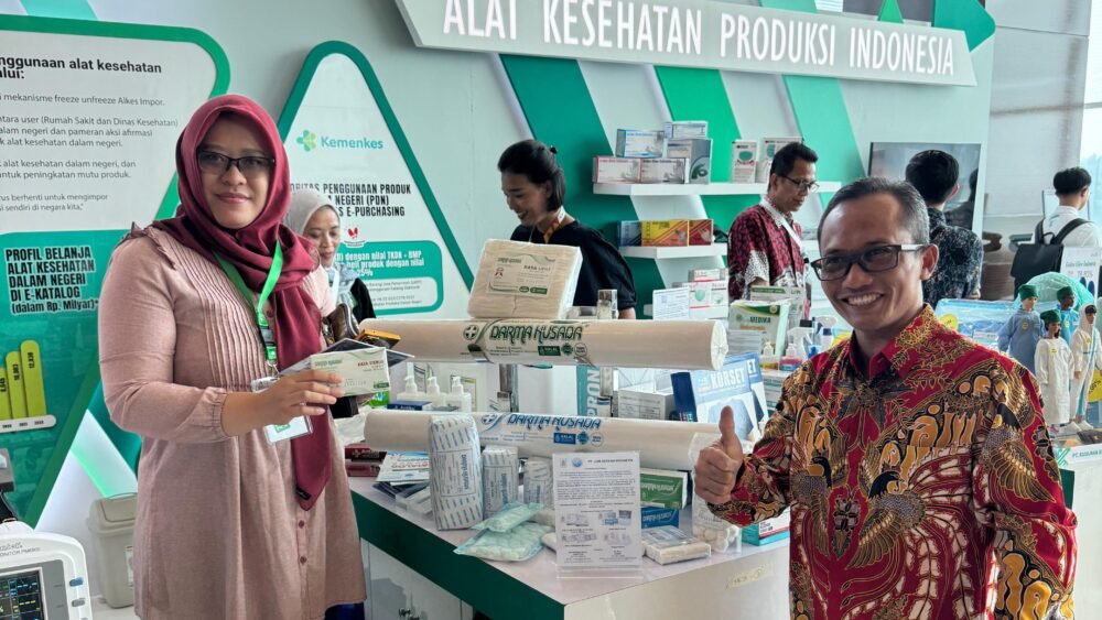 Kasa Darma Husada Pamer Produk Unggulan pada Pameran Alkes Dalam Negeri di Solo